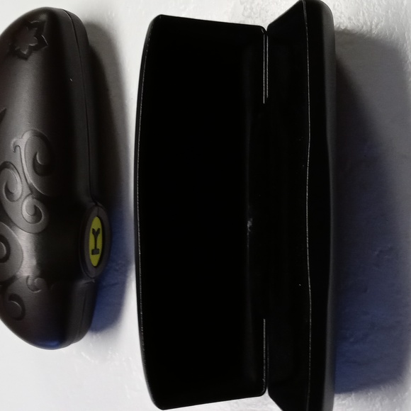 Womens 2 Prescription Glasses and 2 Cases - Picture 5 of 8